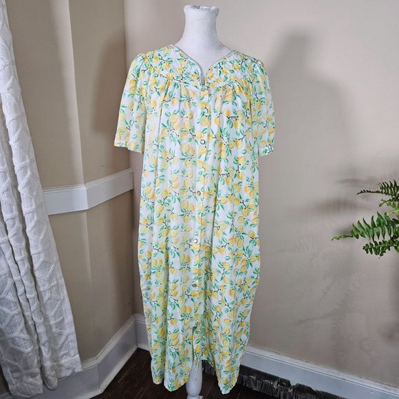 Vintage Women's Nightgown Lemons pleats on shoulder size S / M - Picture 11 of 11